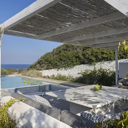 Villa Alkyoni - Beautiful 8-person Family With Great Views Náoussa